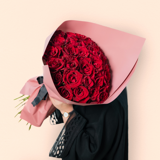 Best Buy Thirty Kisses Flower Bouquet in Dubai